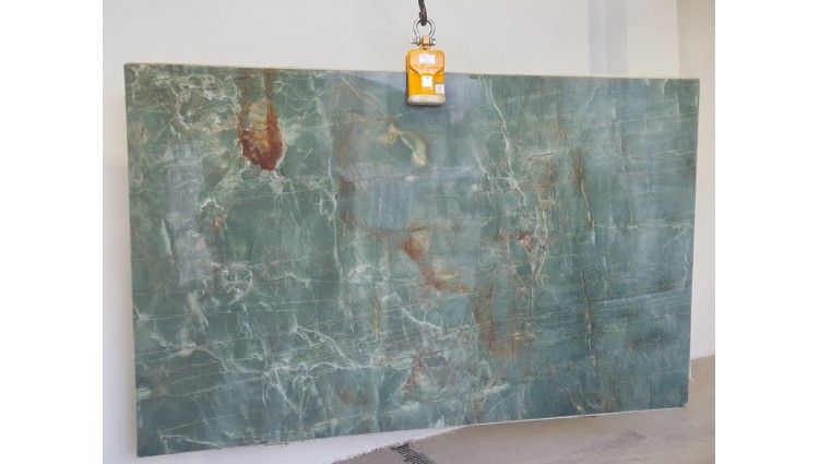 QUARTZITE  GREEN